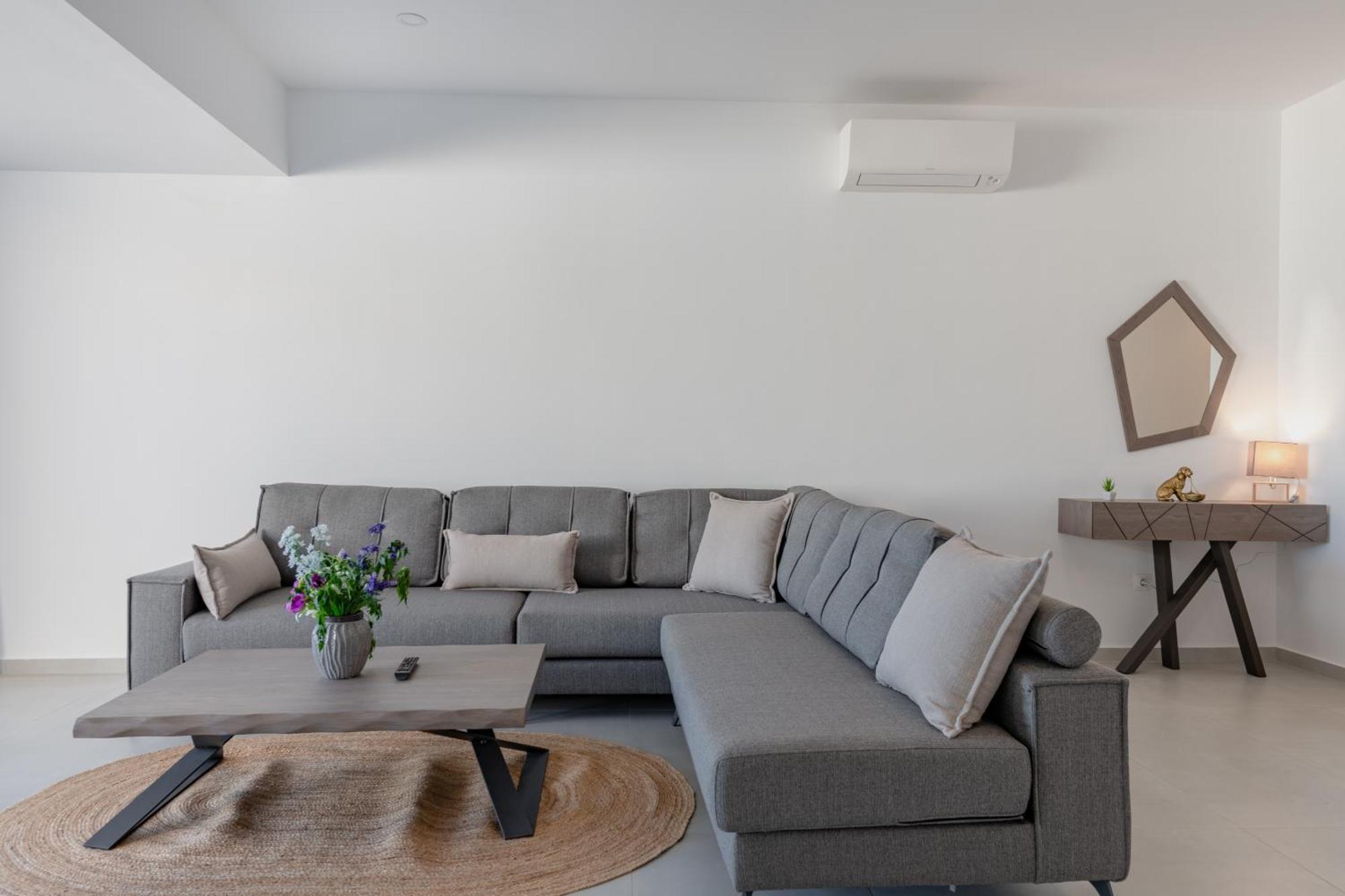 Swans Luxury Homes Kommeno  Ruang foto